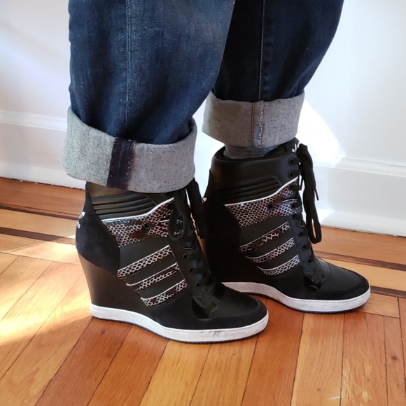 Adidas rivalry wedge Clearance